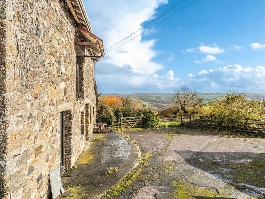 Vila The Dairy - Quaint 1Br In Dartmoor National Park Hennock Exteriér fotografie